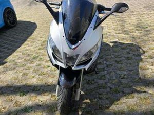 APRILIA SRV 850 IN HET GRIJS MOTORSCOOTER — MOTOREN | APRILIA — MARKTPLAATS