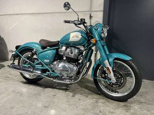 IN NAGELNIEUWE STAAT