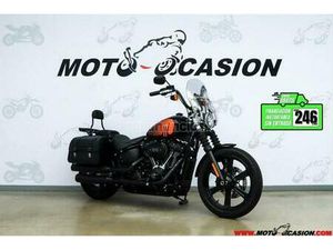 HARLEY DAVIDSON - STREET BOB