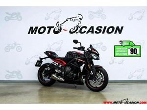 TRIUMPH - STREET TRIPLE