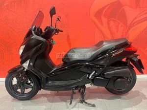 YAMAHA - XMAX 250