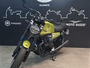 MOTO GUZZI - V7 III