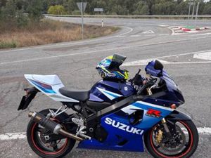 SUZUKI - GSXR 600