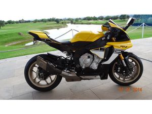 YAMAHA YZF-R1