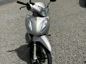 HONDA BIZ 125