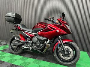 2014 YAMAHA XJ6 A VENDRE