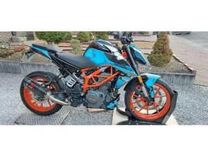 ② MAGNIFIQUE KTM DUKE 390