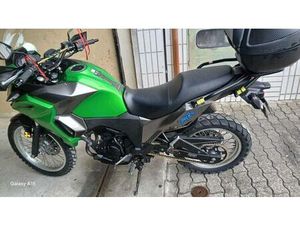 KAWASAKI VERSUS 300 CIDADE DA MAIA