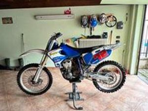 YAMAHA WR 400F CROSS