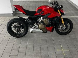 DUCATI STREETFIGHTER V4 S