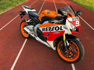 HONDA FIREBLADE SC59 CBR 1000RR |REPSOL|SELTEN| 1.HAND