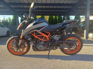 KTM DUKE 390