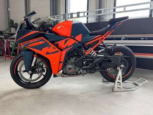 RC 390