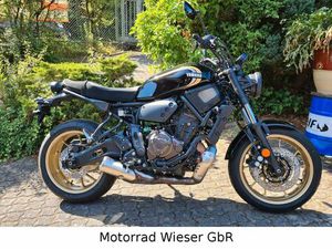 YAMAHA XSR 700