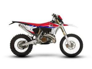 2026 FANTIC XE 300 ENDURO 2 STROKE. BRAND NEW - MAIN DEALER! STUNNING MACHINE
