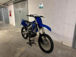 YAMAHA YZF 250