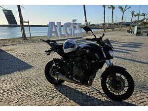 YAMAHA 2020 PRETA | 12.000 KM | EXTRAS ORIGINAIS MINA DE ÁGUA