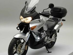 HONDA VARADERO XL 1000 – IMPECÁVEL – BENEDITA
