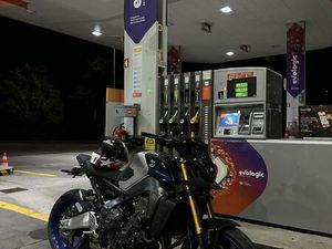 YAMAHA MT09-SP AKRAPOVIC 134CV CORROIOS