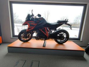 KTM 1290 SUPERDUKE GT I NEU I GARANTIE I KURZES HECK I SUPER DUKE