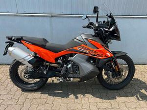 KTM 890 ADVENTURE