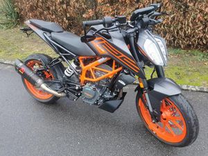 KTM DUKE 125 2023 DRL 2023 MIT AKRAPOVIC ENDSCHALLDÄMPFER