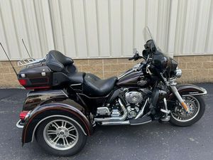 2011 HARLEY-DAVIDSON FLHTCUTG - TRI GLIDE ULTRA CLASSIC