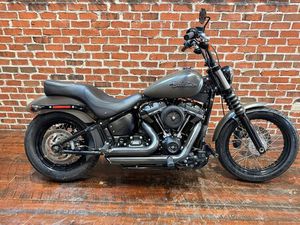 2019 HARLEY-DAVIDSON SOFTAIL FXBB - STREET BOB