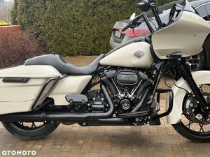 HARLEY-DAVIDSON TOURING ROAD GLIDE