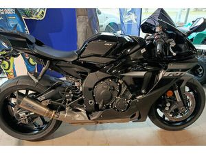 YAMAHA YZF-R1 1000 2024