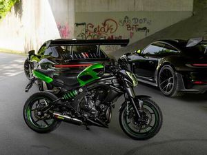 KAWASAKI ER6N SCHWARZ-GRÜN, GEPFLEGT