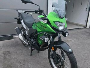 KAWASAKI VERSYS X 300! WIE NEU!
