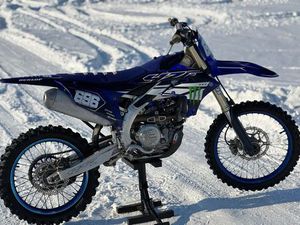 YAMAHA YZF 450 (2023) STAN BARDZO DOBRY! KOZJATY