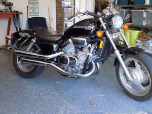 1998 HONDA MAGNA 1610 ORIGINAL MILES GARAGE QUEEN