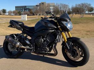 YAMAHA FZ8