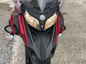 BENELLI TRK 502 ROSSO