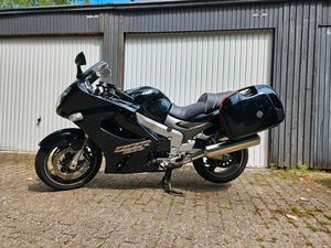 KAWASAKI ZZR1200 MIT KOFFERSATZ