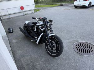 HARLEY DAVIDSON NIGHT ROD SPECIAL