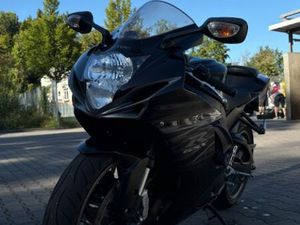 SUZUKI GSX-R 600