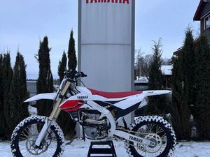 YAMAHA YZ450F 70TH ANNIVERSARY EDITION OMGÅENDE LEVERANS