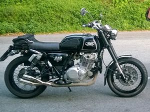 MASH 250 BLACK SEVEN