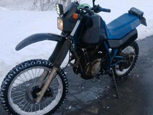 SUZUKI DR 600 ENDURO MIT TÜV A2 TAUGLICH