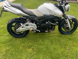 SUZUKI GSR600 NAKED BIKE, BJ. 2007, 31.000KM