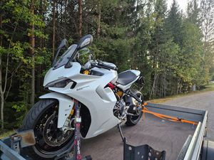 DUCATI SUPERSPORT 950S