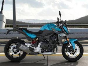 BMW F 900R + 2 PAKETE + SOS + RDC + HAUPTSTÄNDER + +