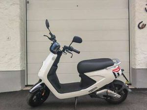 DOC GREEN ALEGRA ELEKTROMOPED MOFA/ROLLER MOPED /