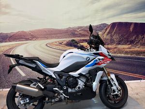 S 1000 XR ABS AKRAPOVIC