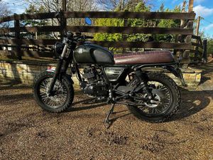 BLUROC MOTORCYCLES LEGEND 125 ROADSTER/RETRO PETROL MANUAL EURO 5 (11 PS) 125 CC