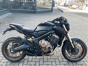 HONDA CB 650R/MATT SCHWARZ/REIFEN NEU/UMBAU