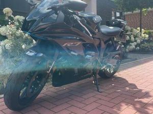 PERFEKTER SAISON START. YAMAHA R7 NUR 1.600 KM!